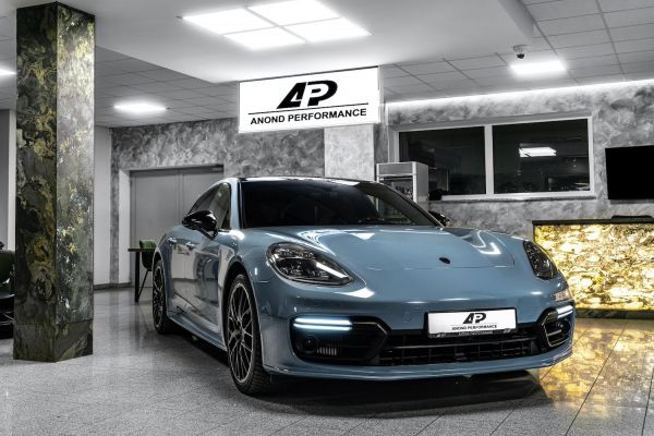 Porsche Panamera Turbo